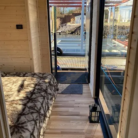 Premium Hausboot Sonneninsel * Lübeck